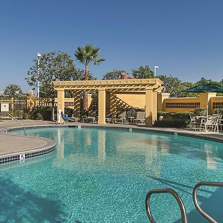 La Quinta Inn & Suites By Wyndham Ontario Airport Zewnętrze zdjęcie