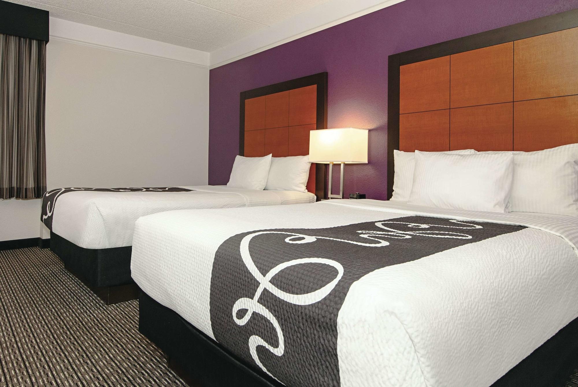 La Quinta Inn & Suites By Wyndham Ontario Airport Zewnętrze zdjęcie