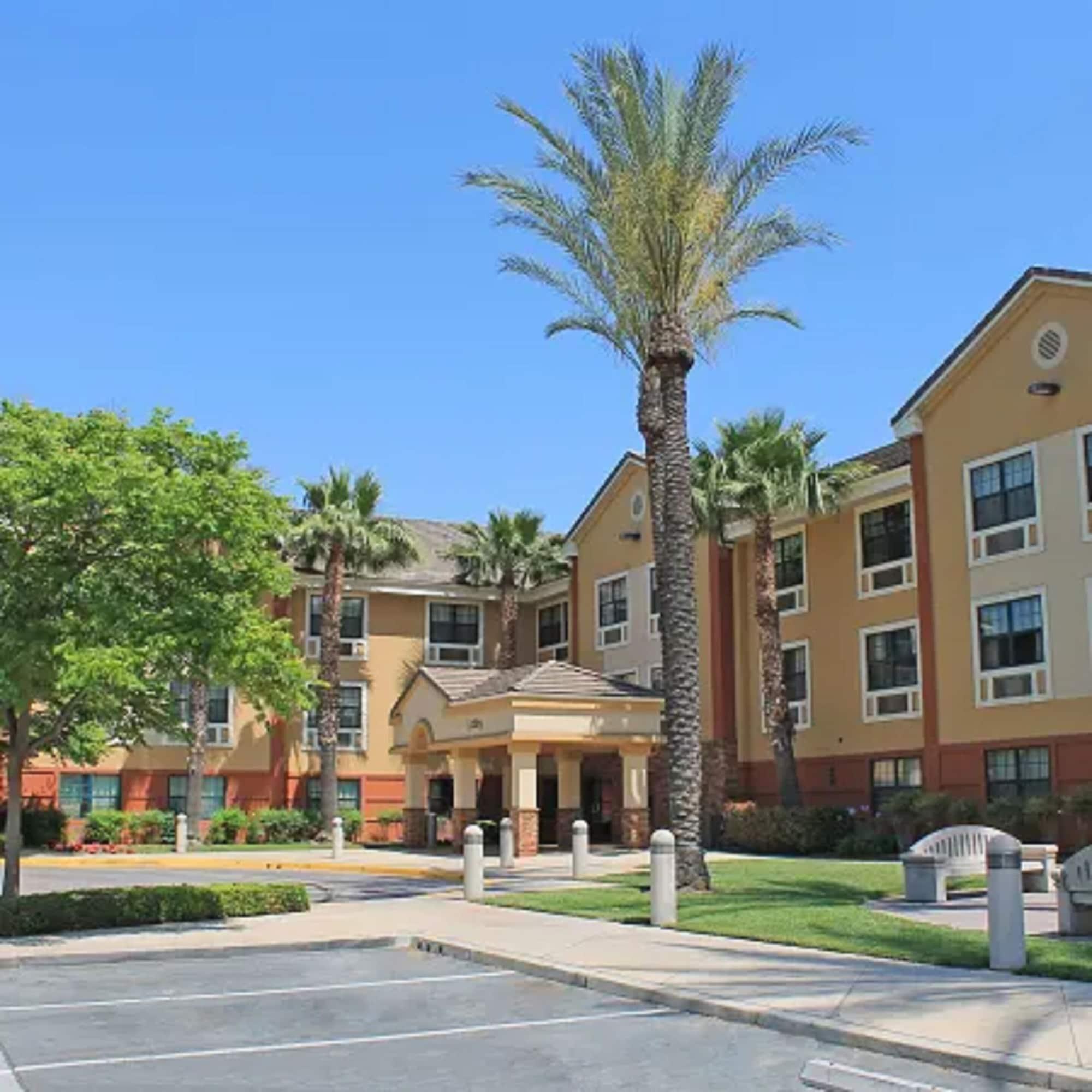 La Quinta Inn & Suites By Wyndham Ontario Airport Zewnętrze zdjęcie