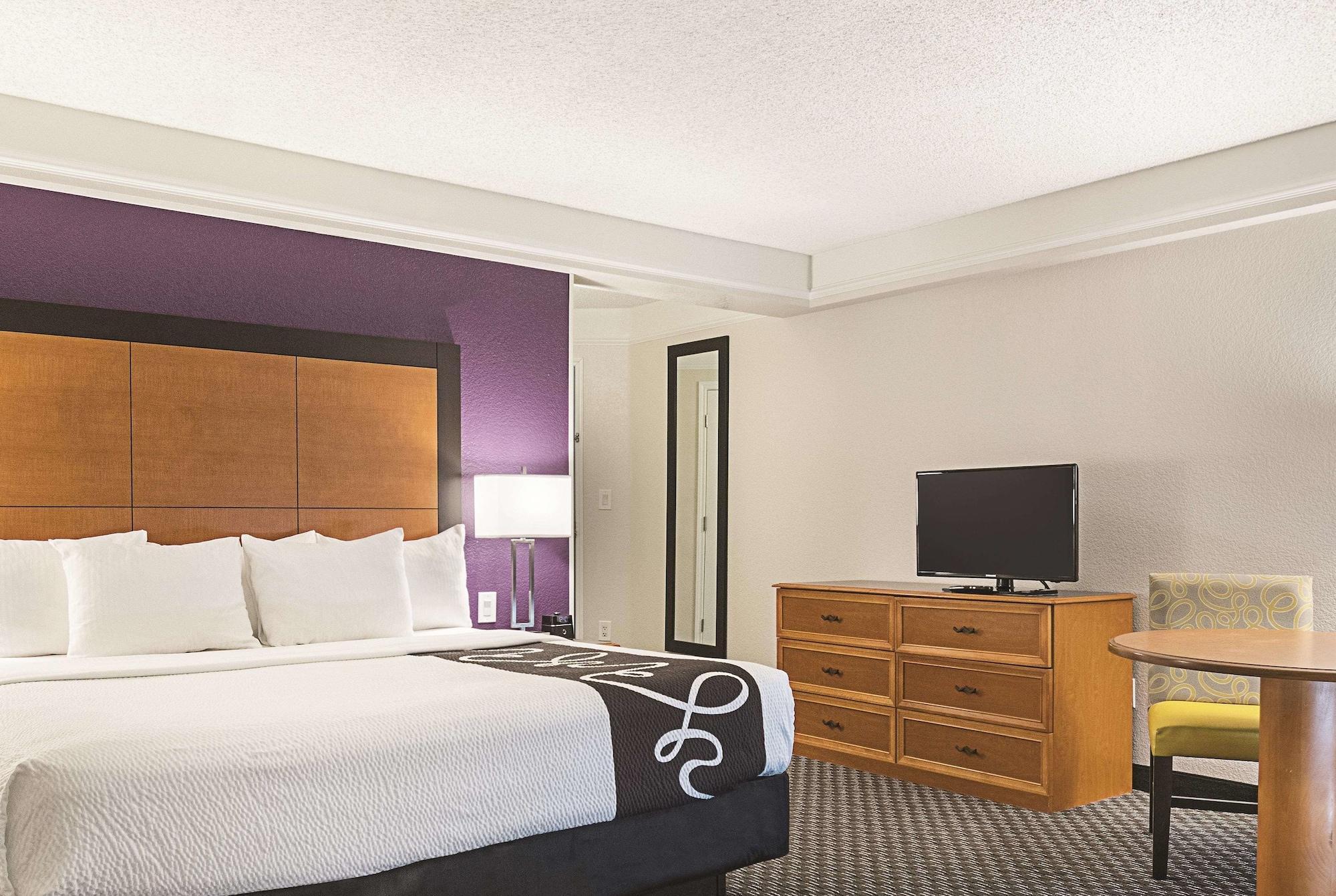 La Quinta Inn & Suites By Wyndham Ontario Airport Zewnętrze zdjęcie
