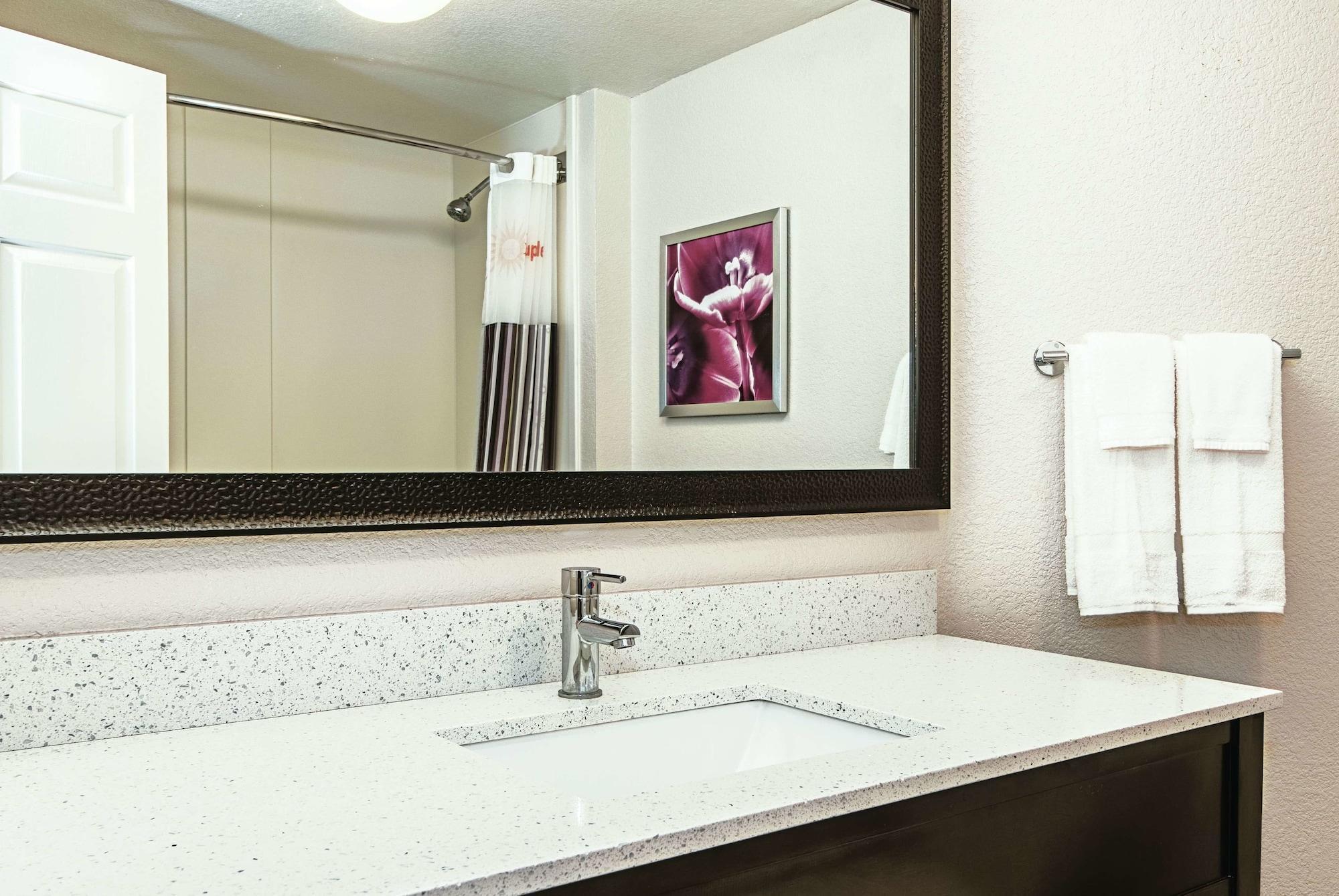 La Quinta Inn & Suites By Wyndham Ontario Airport Zewnętrze zdjęcie
