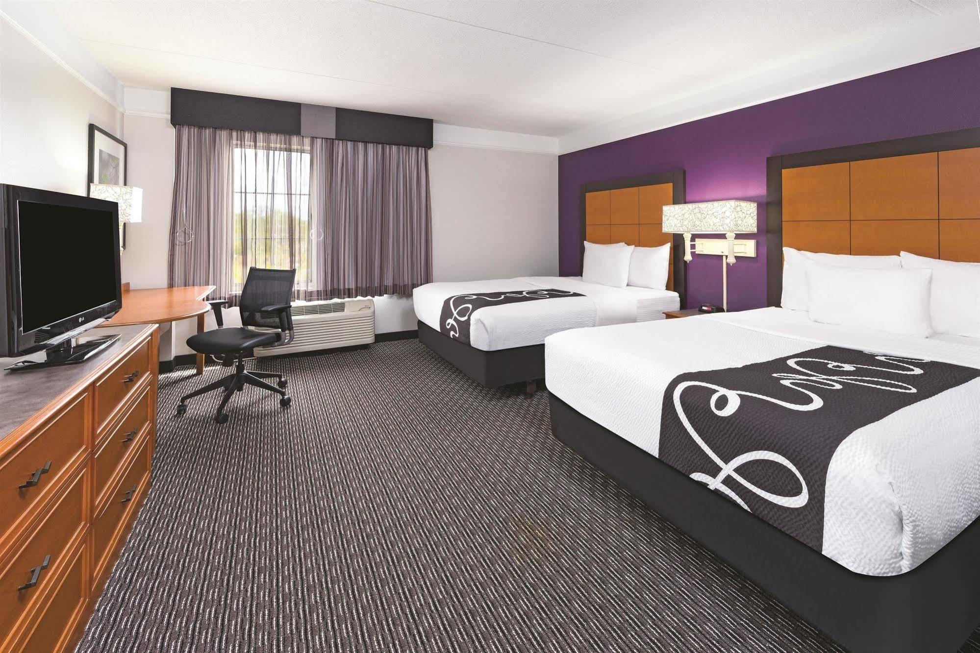 La Quinta Inn & Suites By Wyndham Ontario Airport Zewnętrze zdjęcie
